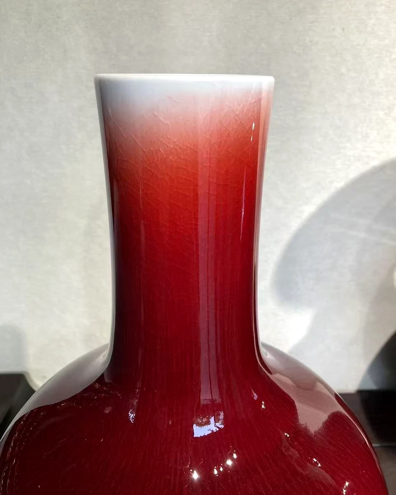 Langyao Red Tianqiu Vase